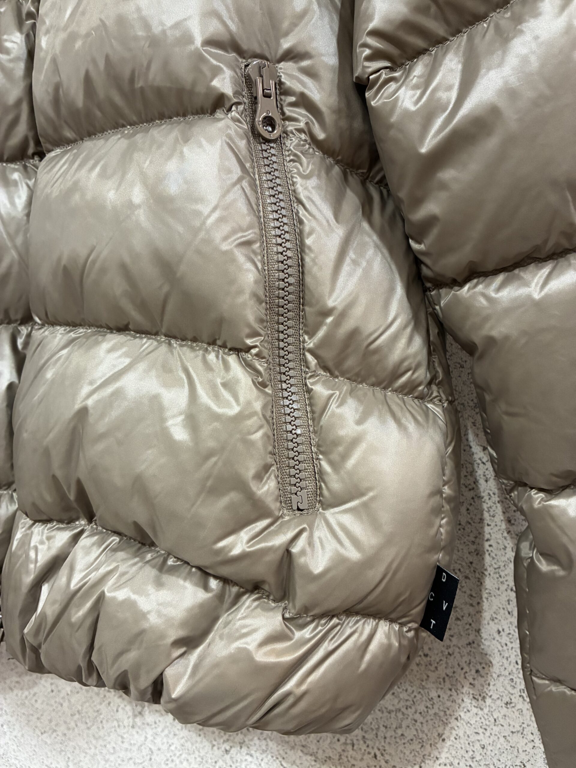 DUVETICA デュベティカ THIALONCINQUE/ティアロンチンクエ col 121-TORTORA(グレージュ)SIZE 44 252WB1-10242-00-1045B - 画像 (11)