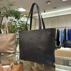 IL BISONTE イルビゾンテ トートバッグ(ジップ仕様)【54192305114】 (COLネイビー )