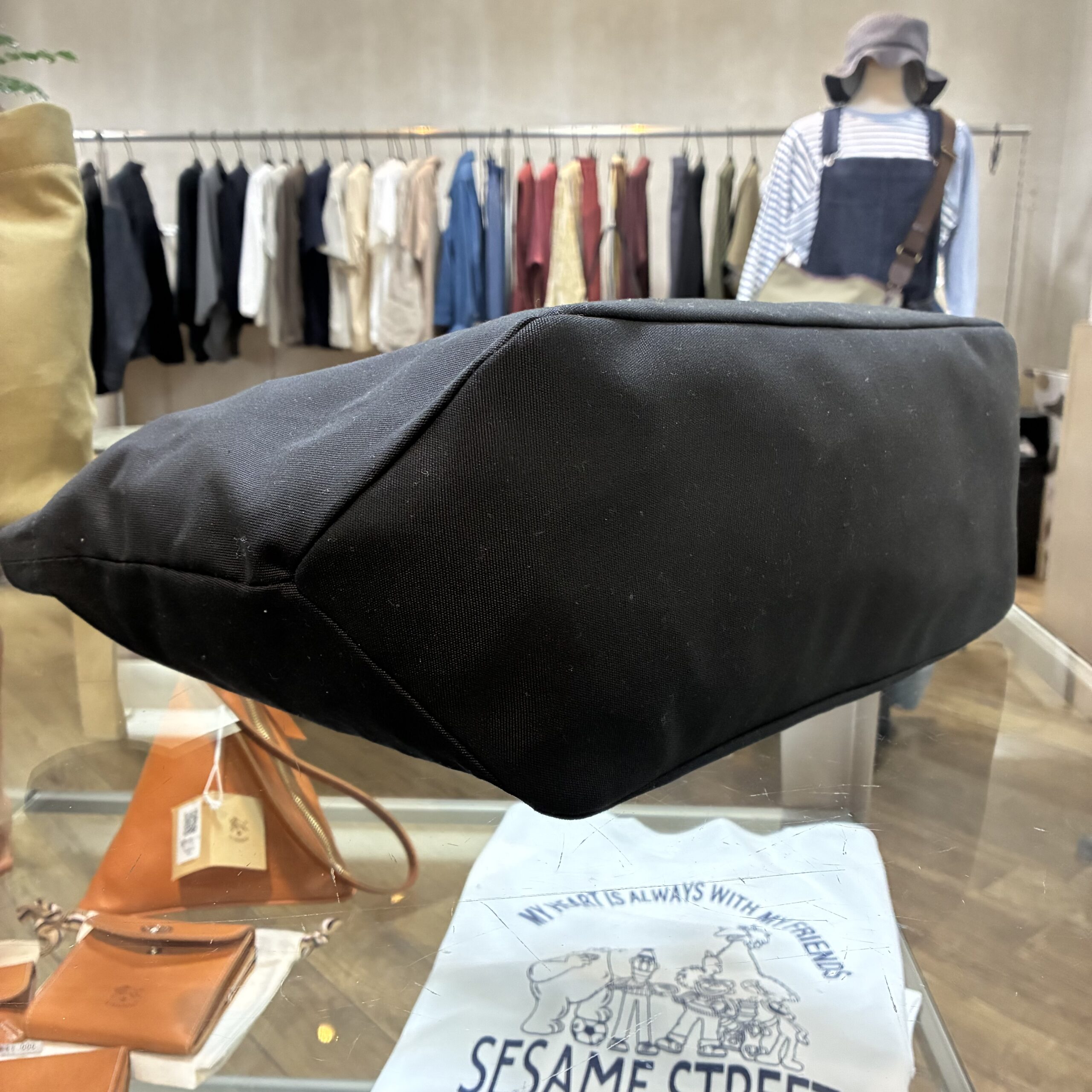 IL BISONTE イルビゾンテ 2Wayトートバッグ【54262305224】 (COLブラック*赤茶 ) - 画像 (5)