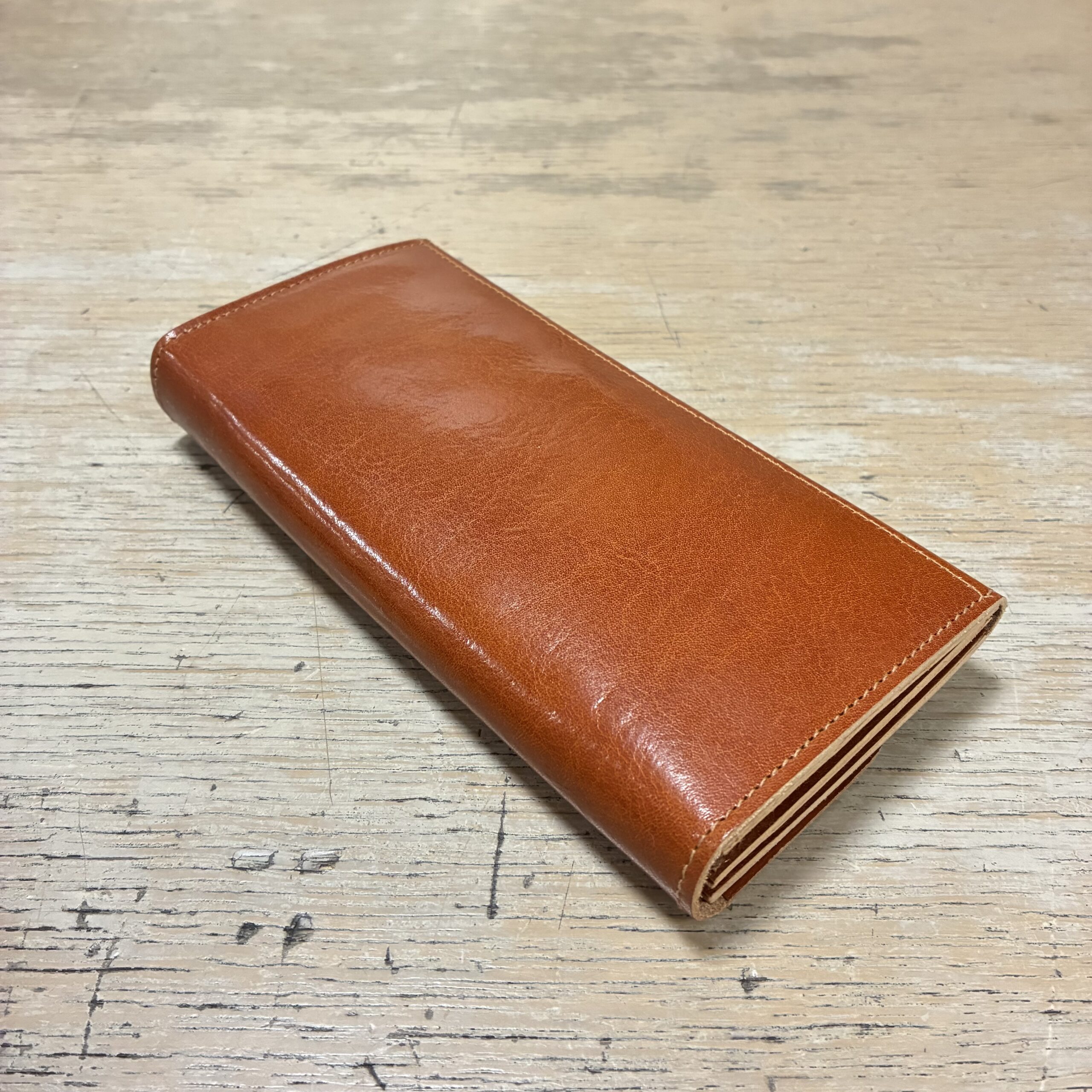 IL BISONTE イルビゾンテ ANTIQUE レザー 長財布【54252309840】 (COL MARRONE MEHARI ブラウン) - 画像 (2)