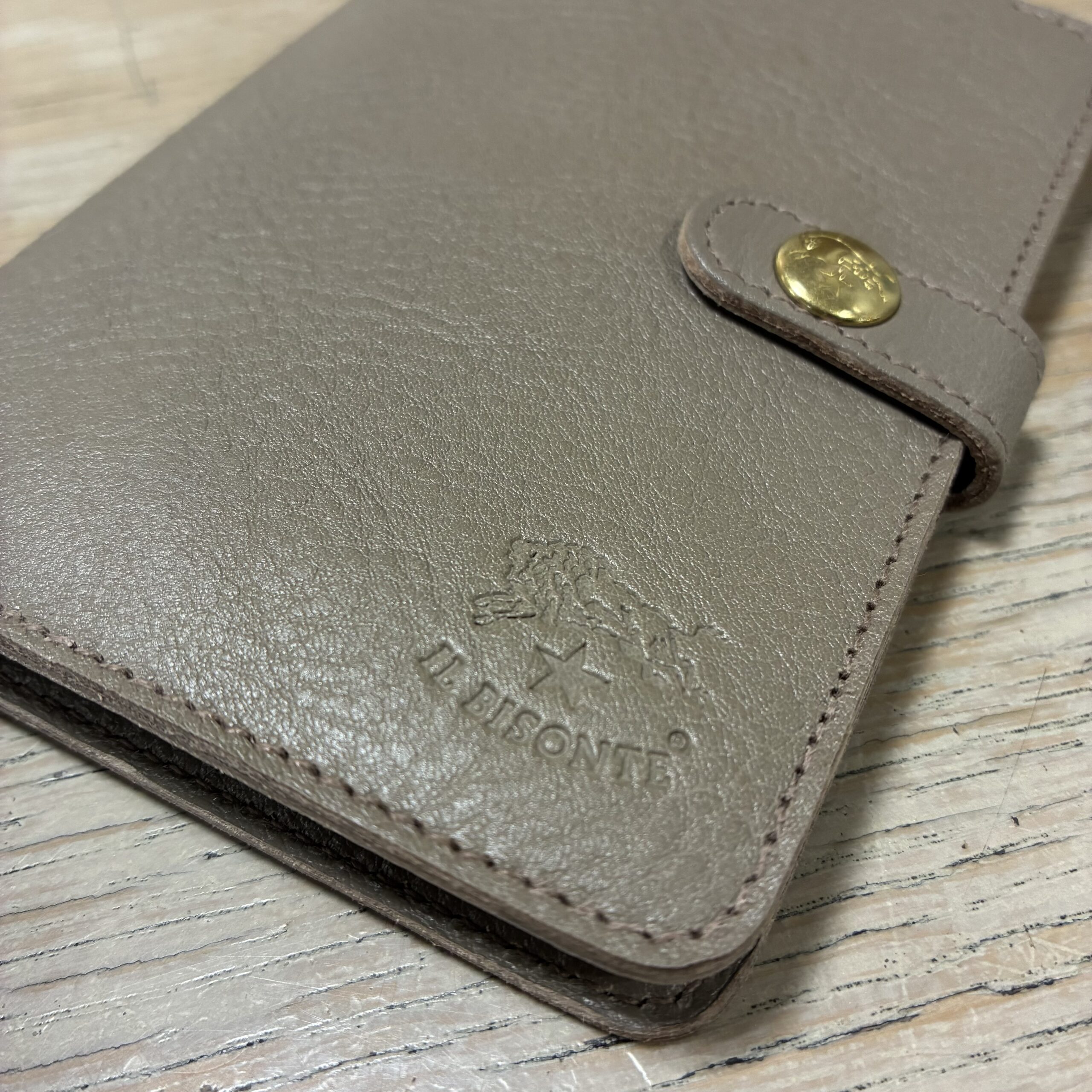 IL BISONTE イルビゾンテ 2つ折り財布【54262305641】 (COL グレー) - 画像 (5)