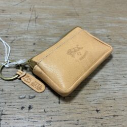IL BISONTE イルビゾンテ LOGO EMBOSSED LEATHER　コインケース 【54262309542】（COL ヌメ）